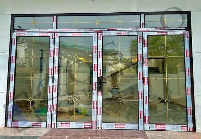Cửa nhôm Xingfa 4 cánh giá bao nhiêu?