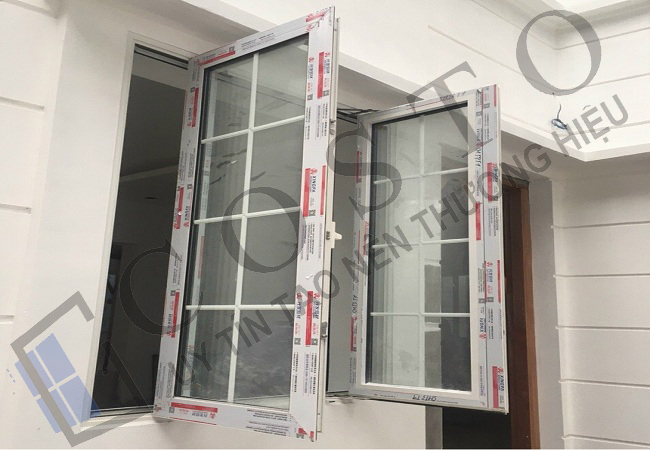 Cửa Sổ Mở Quay 2 Cánh: Lựa Chọn Tối Ưu Cho Mọi Ngôi Nhà