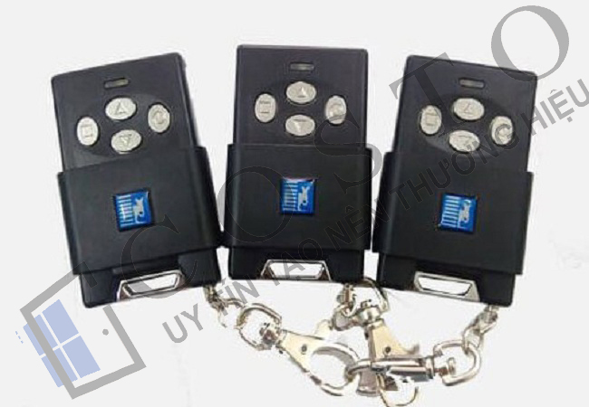 Điều khiển cửa cuốn chính hãng 24h!