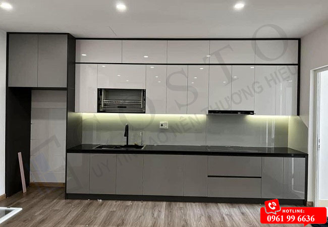 Tư vấn chọn kính ốp nhà bếp đẹp, hợp gu gia chủ