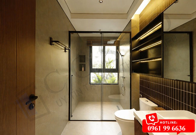 Hướng dẫn bảo dưỡng vách kính tắm định kì chuẩn nhất từ A–Z