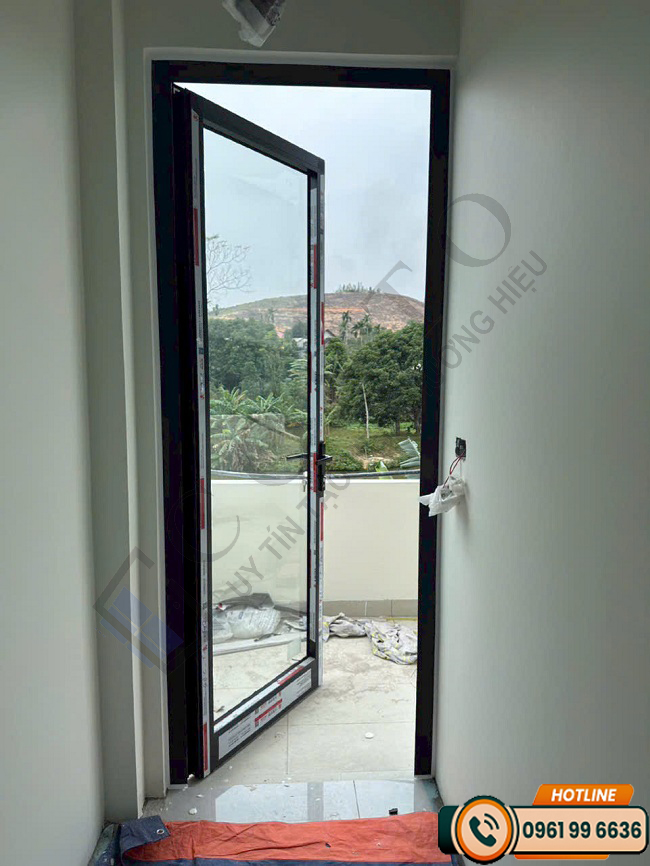 cửa nhôm kính giá bao nhiêu