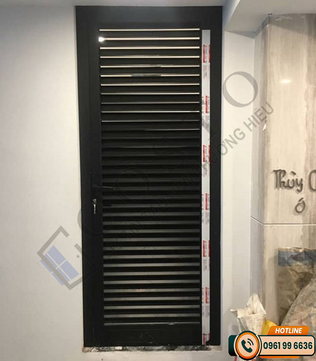 cửa nhôm tum thang máy