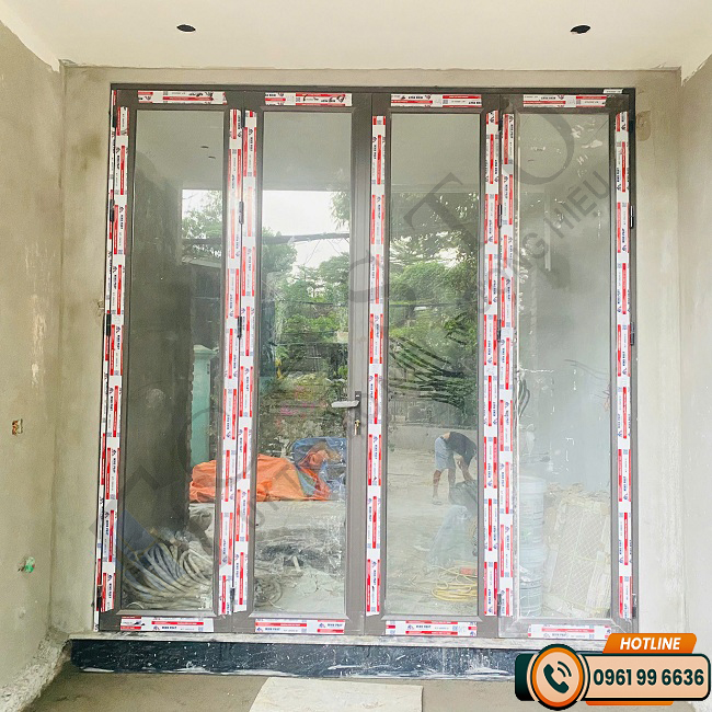 Mẫu cửa nhôm kính giá rẻ
