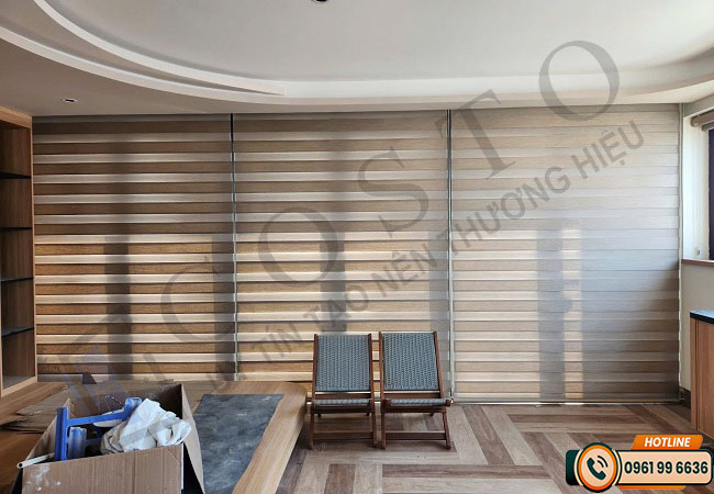 rèm cầu vồng cho cửa kính