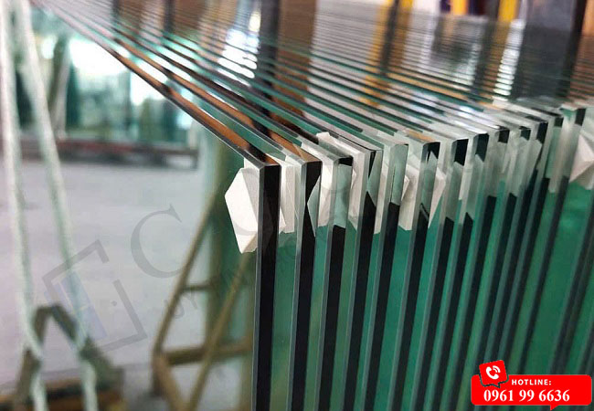 thi công cửa kính cường lực tại Hà Nội