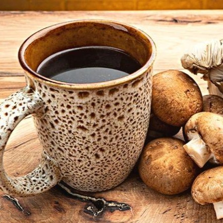 Cà phê nấm có thực sự tốt cho sức khỏe? Sự thật đằng sau xu hướng đang phủ sóng mạng xã hội