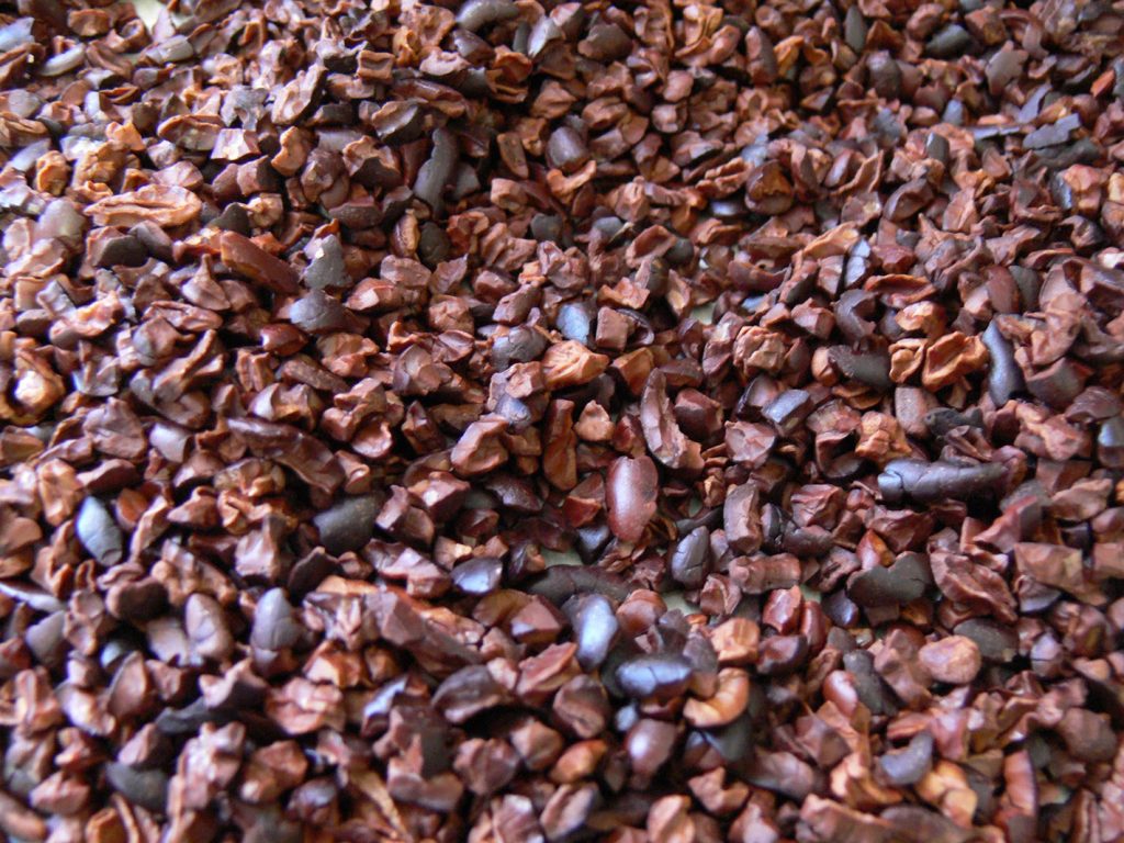 HÀNH TRÌNH CHOCOLATE – PHẦN 2: RANG HẠT CACAO & NGHIỀN