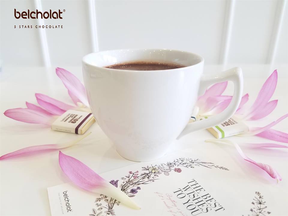 Cách thưởng thức Chocolate nóng ngày giao mùa