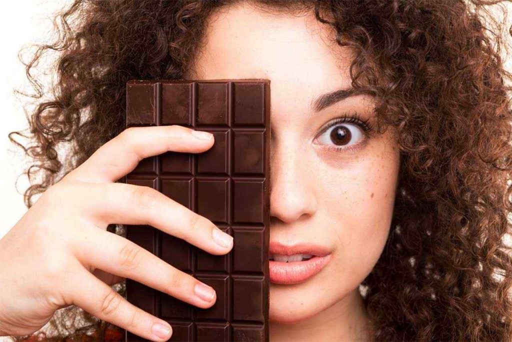 Tại sao phụ nữ nên ăn chocolate thường xuyên?