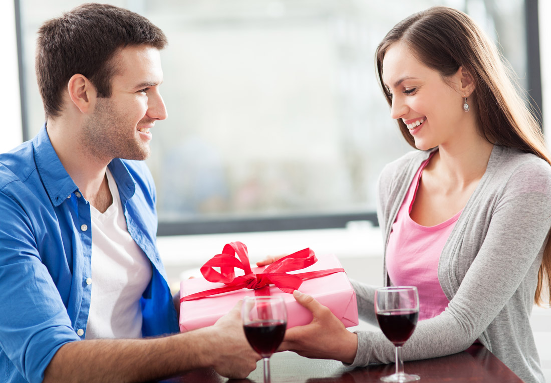 Gợi ý quà tặng Socola cho phụ nữ theo tính cách