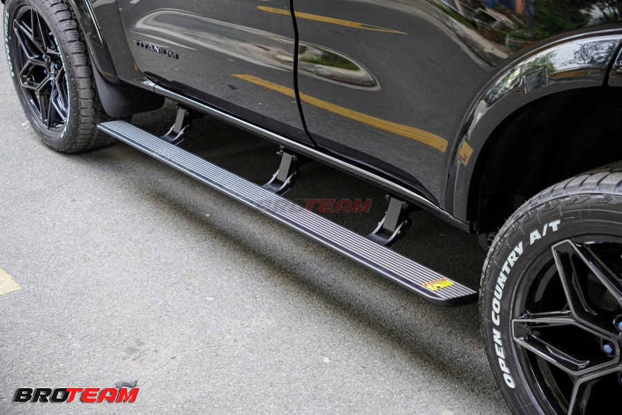 Bậc Điện Everest Không Đèn