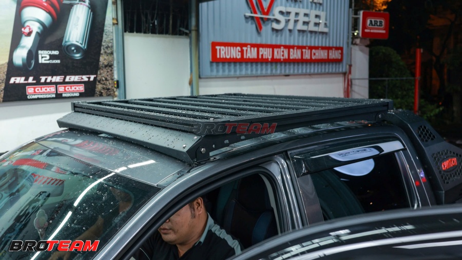 Baga mui thẳng Option cho Ford Ranger XLS