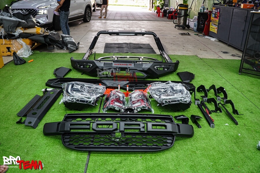 Phụ kiện ngoại thất xe bán tải Ford Ranger độ 