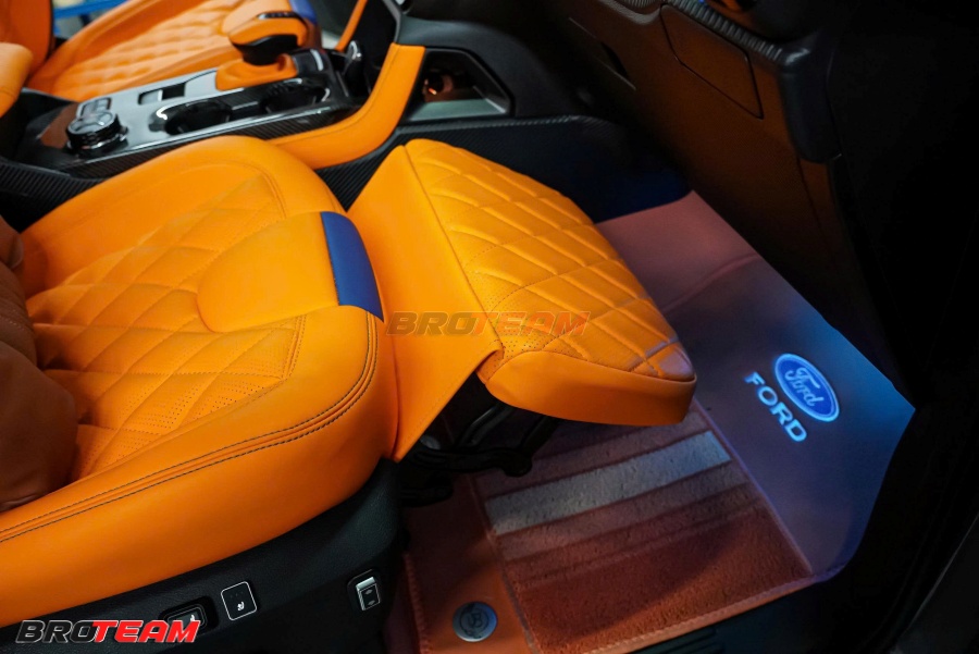 Bệ Nâng Chân Ghế Zin Ford Ranger Raptor V6