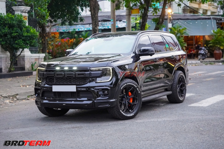 Bi LED gầm 3 màu siêu sáng cho Ford Everest 2026