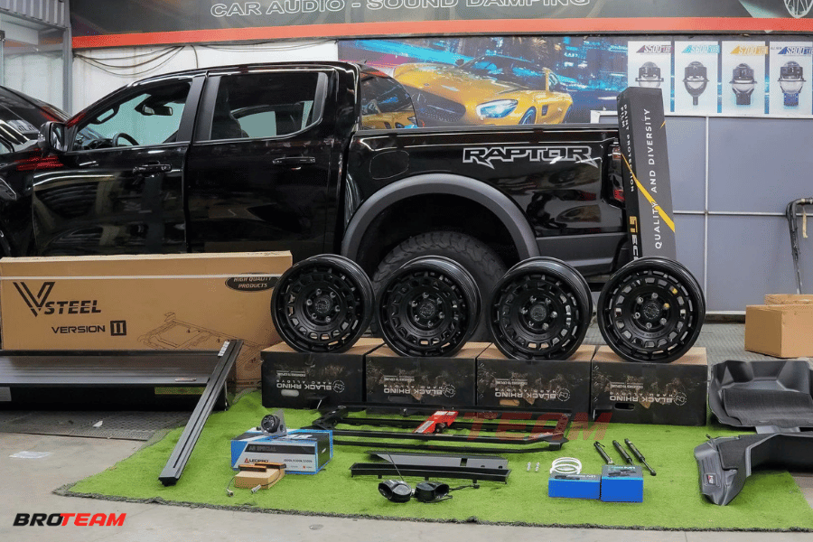 Nâng cấp hệ thống Mâm Black Rhino đèn cho Ford Ranger Raptor