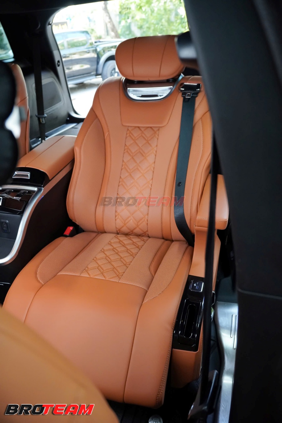 Bọc da nội thất cao cấp xe Explorer