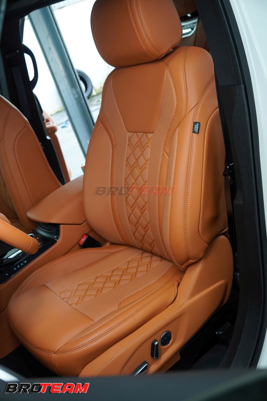 Bọc da Explorer 2017