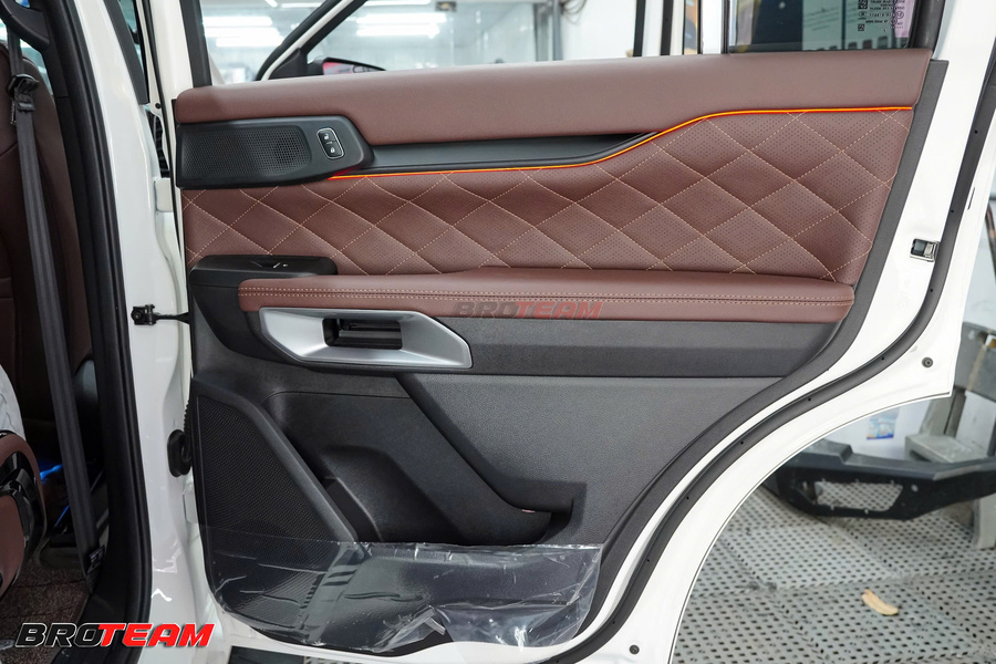 Bọc da nội thất Ford Everest