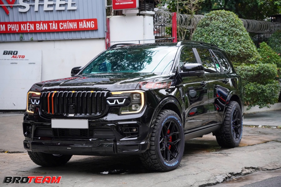 Body kit Thái Lan AKC V2 cho xe Ford Everest