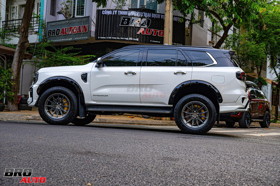 bodykit Victor V2 Everest