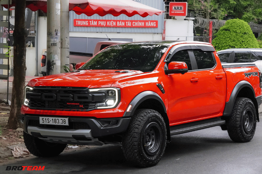 Chi tiết ngoại thất được nâng cấp trên xe Ford Ranger Raptor