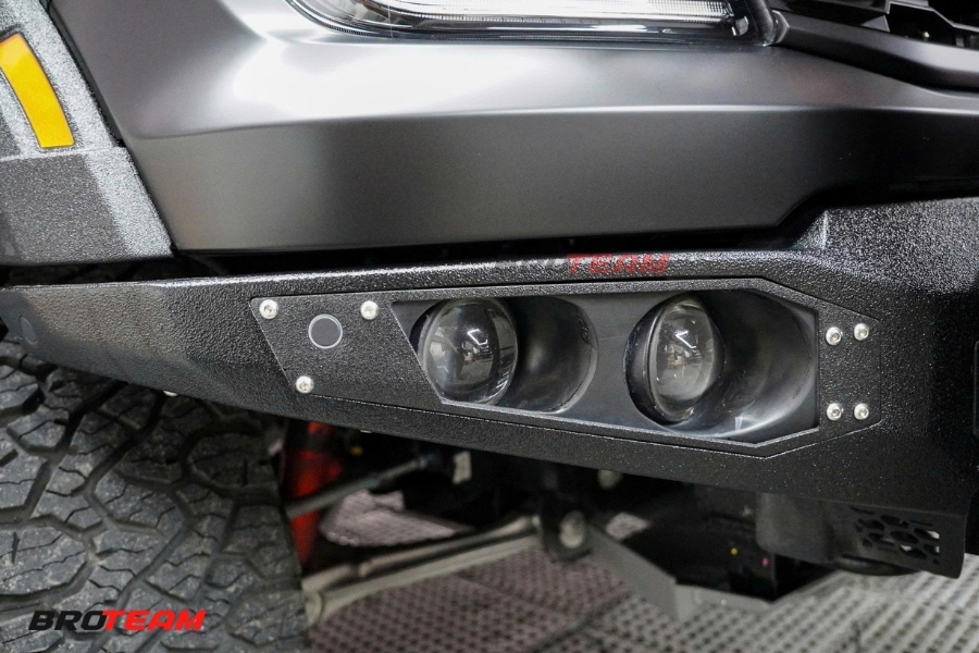 Đèn Led tích hợp hộp cản Hamer tăng thêm ánh sáng cho Ford Ranger Raprtor