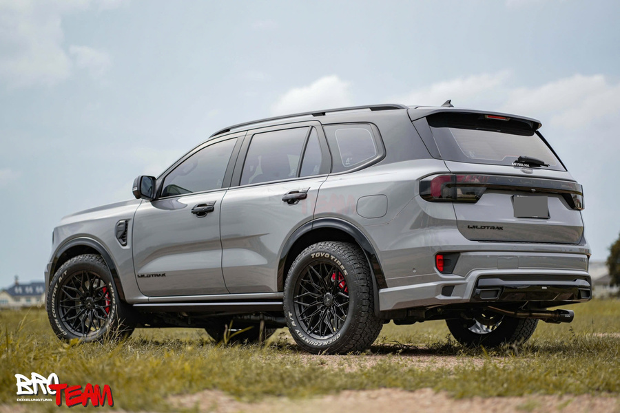 Độ Body kit Victor Ford Everest Next Gen 2023+