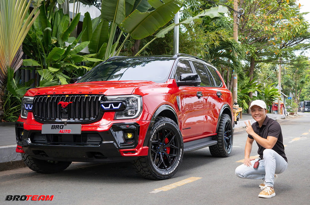 Độ xe Ford Everest đẹp nhất 2025