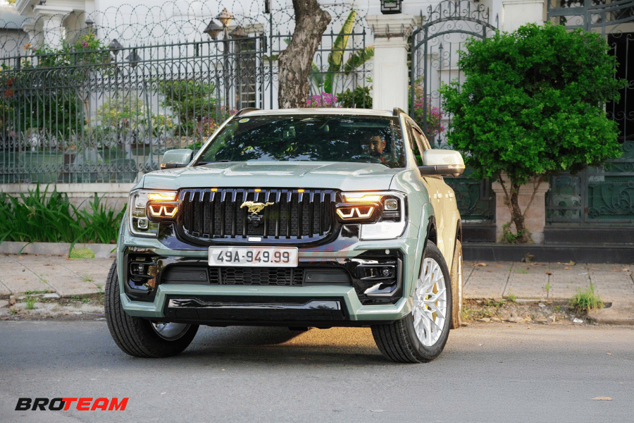 Mặt ca-lăng BMW Ford Everest – Tạo diện mạo mạnh mẽ