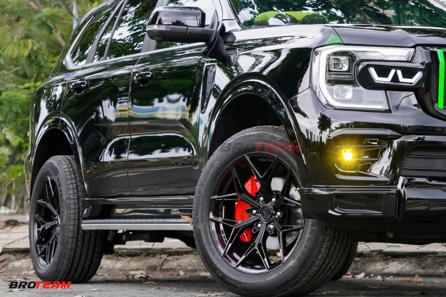 Nâng cấp mâm chữ Y Vampire 20 inch kết hợp lốp Goodyear Wrangler Territory HT