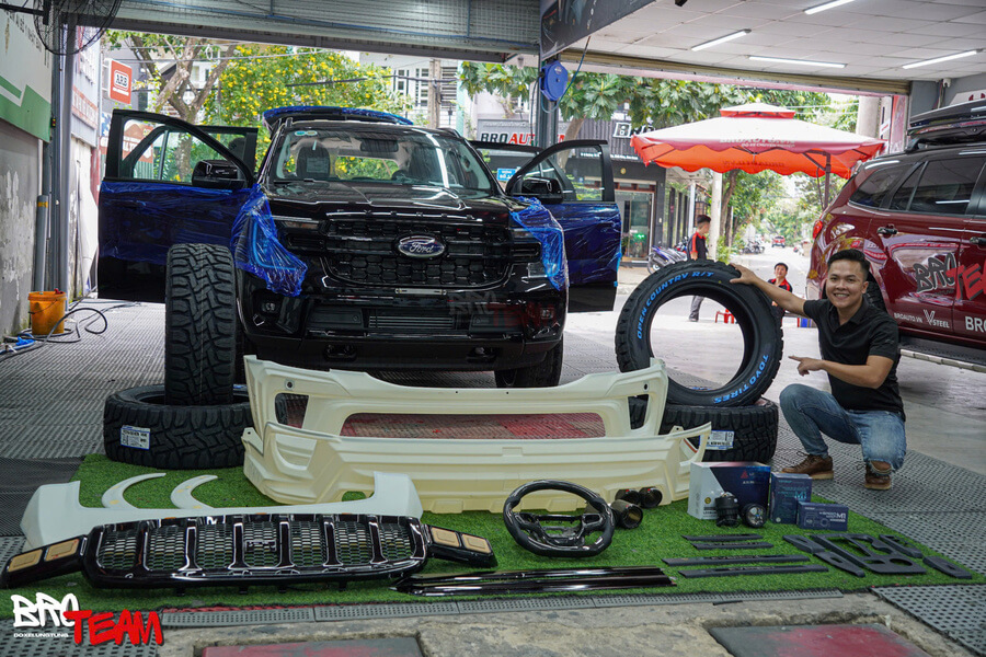 Ford Everest phụ kiện 