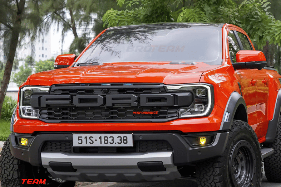 Nâng cấp hệ thống đèn led chữ C ,led marker , led ốp cua ,led A8 cho Ford Raptor