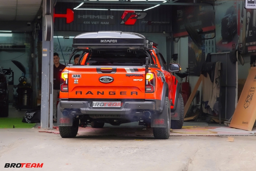 Hoàn thiệm tổng thể Ford Ranger Raptor Khi Độ Lều Camping gấp gọn trên khung baga 