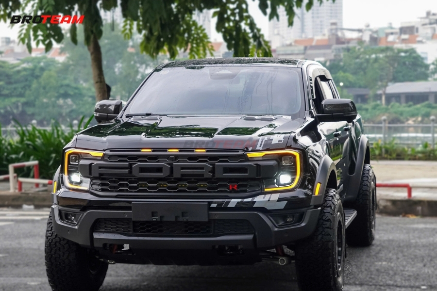Ford Ranger Raptor V6 độ ngoại thất và phụ kiện tiện tích
