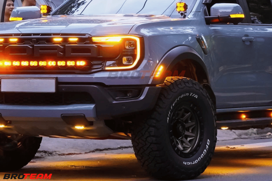 Hệ Thống Rock Light Xe Ford Ranger Raptor