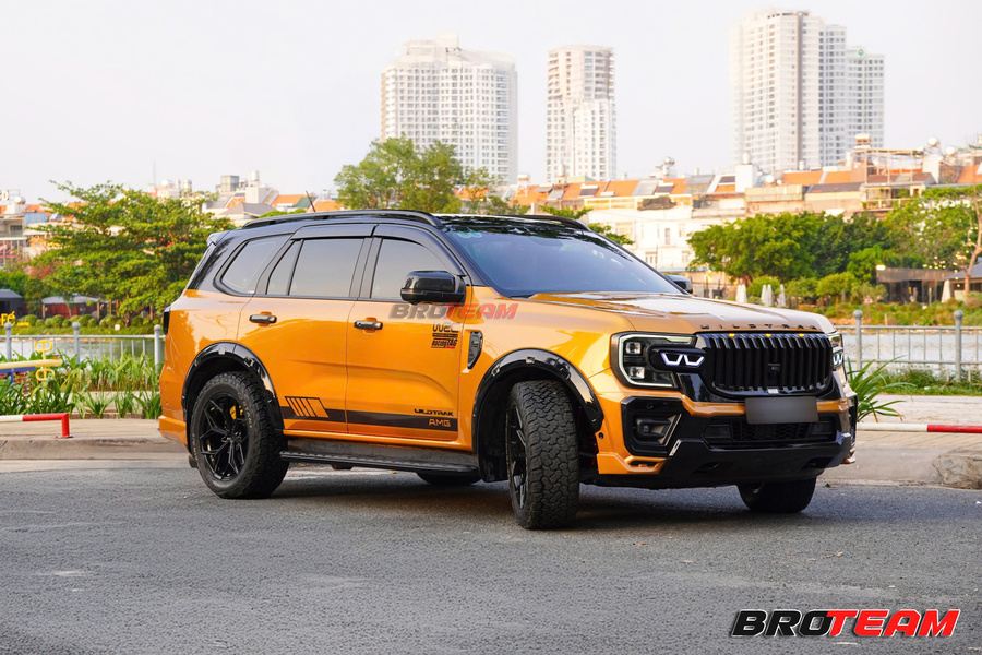 Lốp Toyo Open Country A/T cho Ford Everest