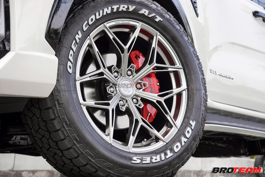 Lốp Toyo Tires AT Ford Everest