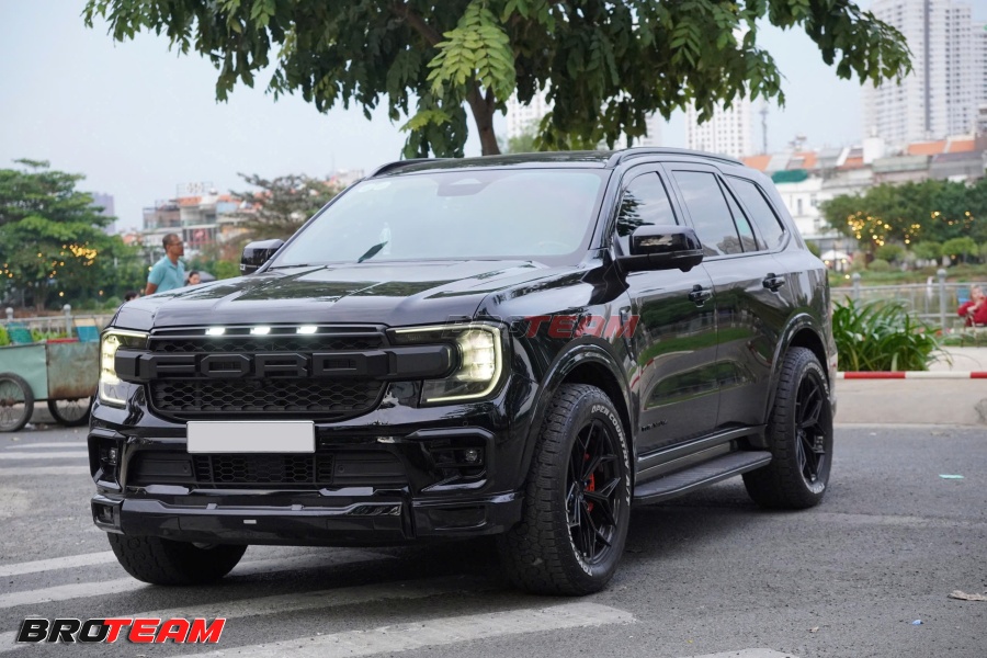 Mặt ca-lăng chữ FORD thể thao cho Ford Everest 2026