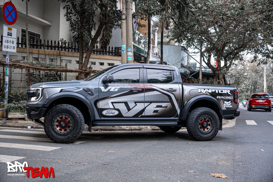 Tem Ranger off-road cá nhân hóa