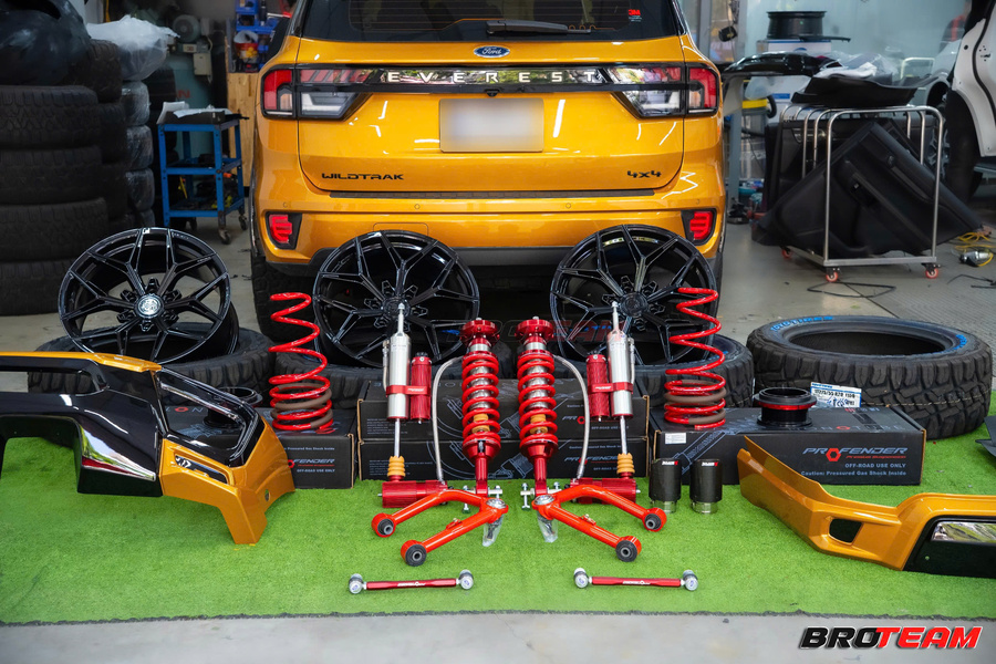 Nâng cấp phuộc Profender êm ái cho Ford Everest
