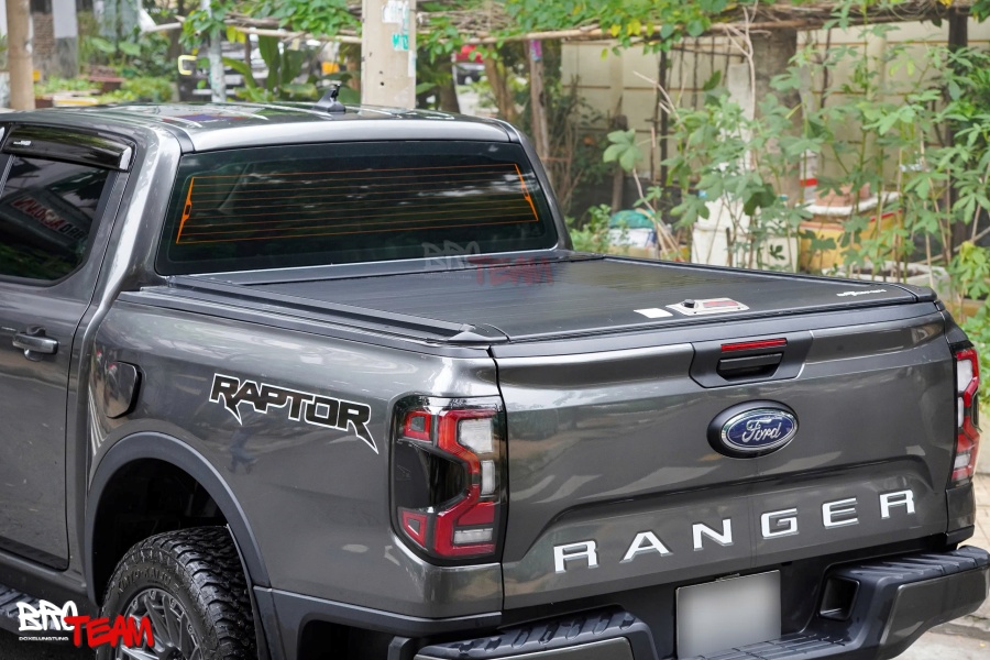 Nắp thùng cuộn cơ bán tải