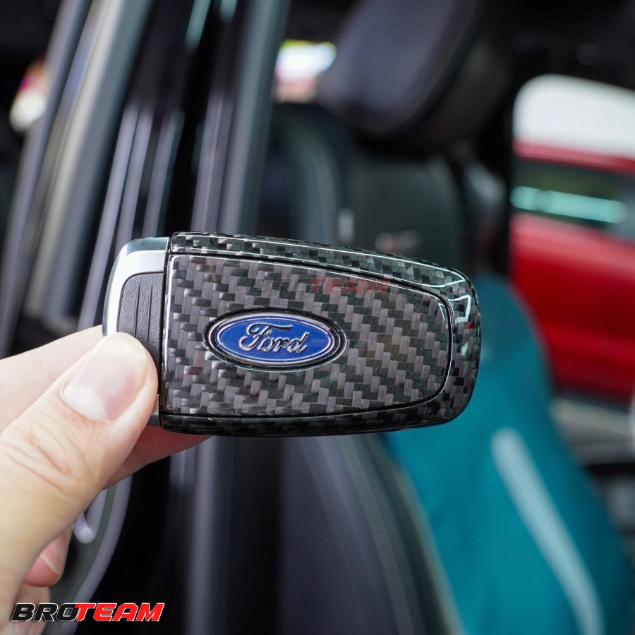 Ford Everest nội thất carbon