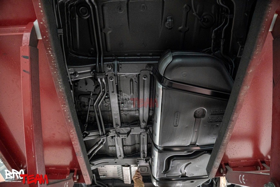 Phủ gầm chống rỉ sét Hilux