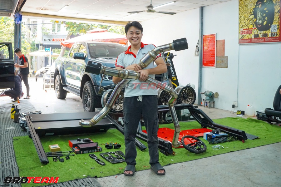 Pô JTC Titanium đuôi pô đôi