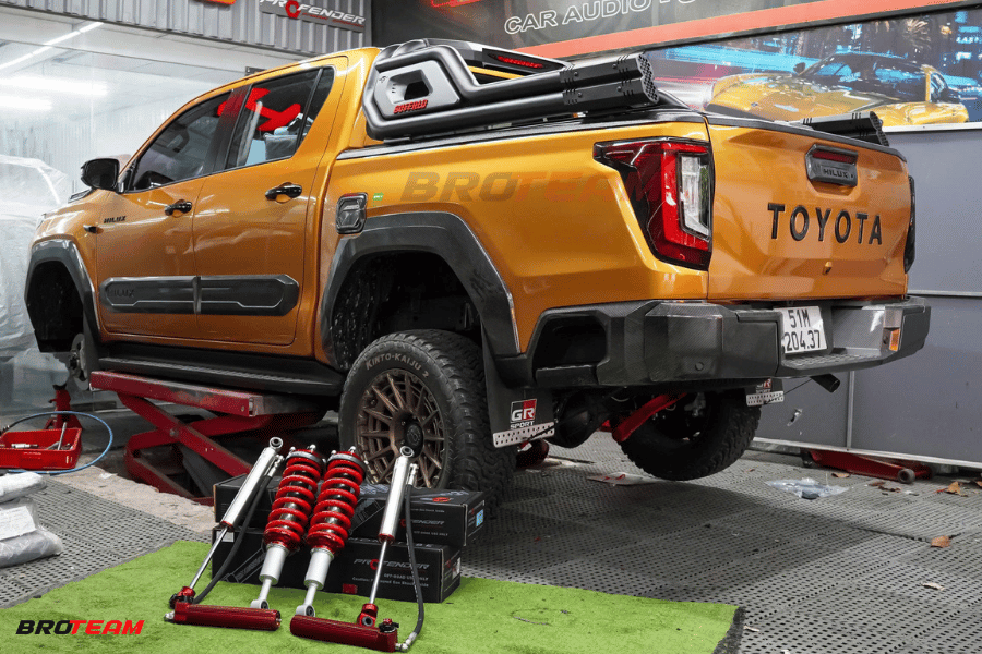Toyota Hilux Nâng Gầm Bằng Phuộc Profender