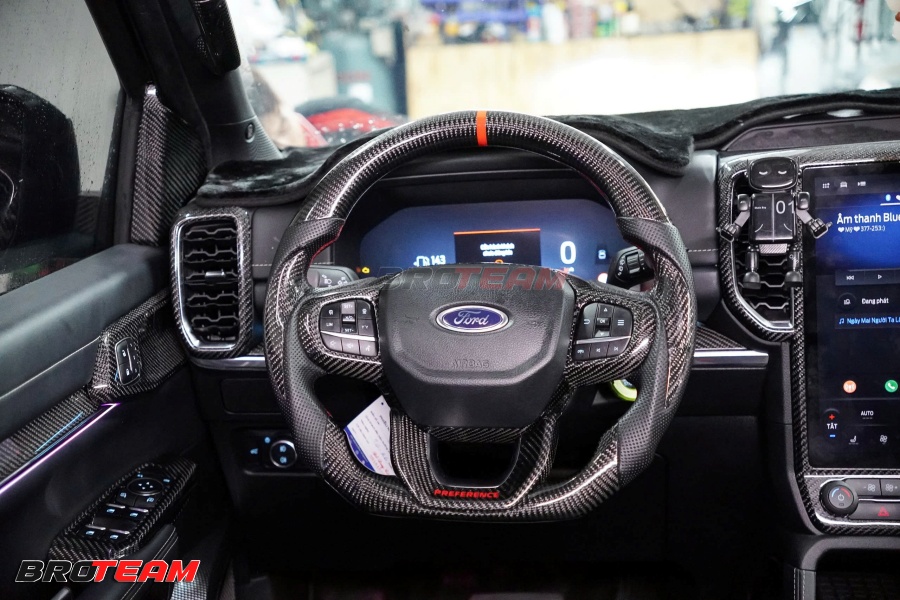 Vô lăng Carbon Fiber Performance