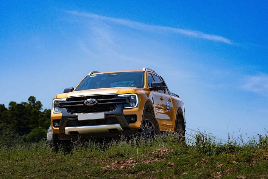Xe bán tải Ford Ranger giá bao nhiêu