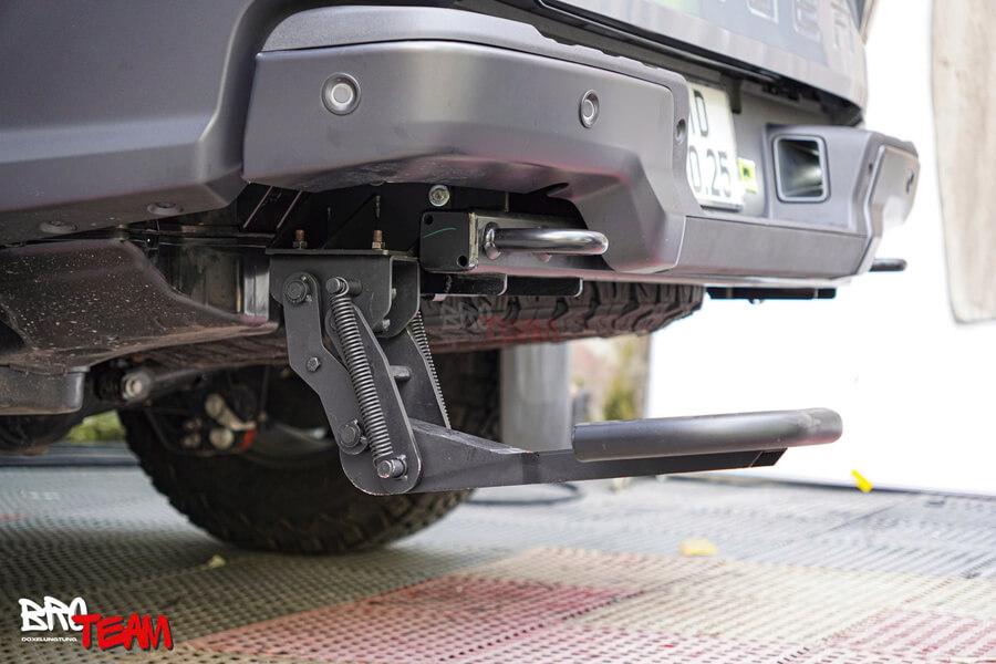 Bậc Lên Xuống Thùng Sau T-Step Cho Ford Ranger Raptor